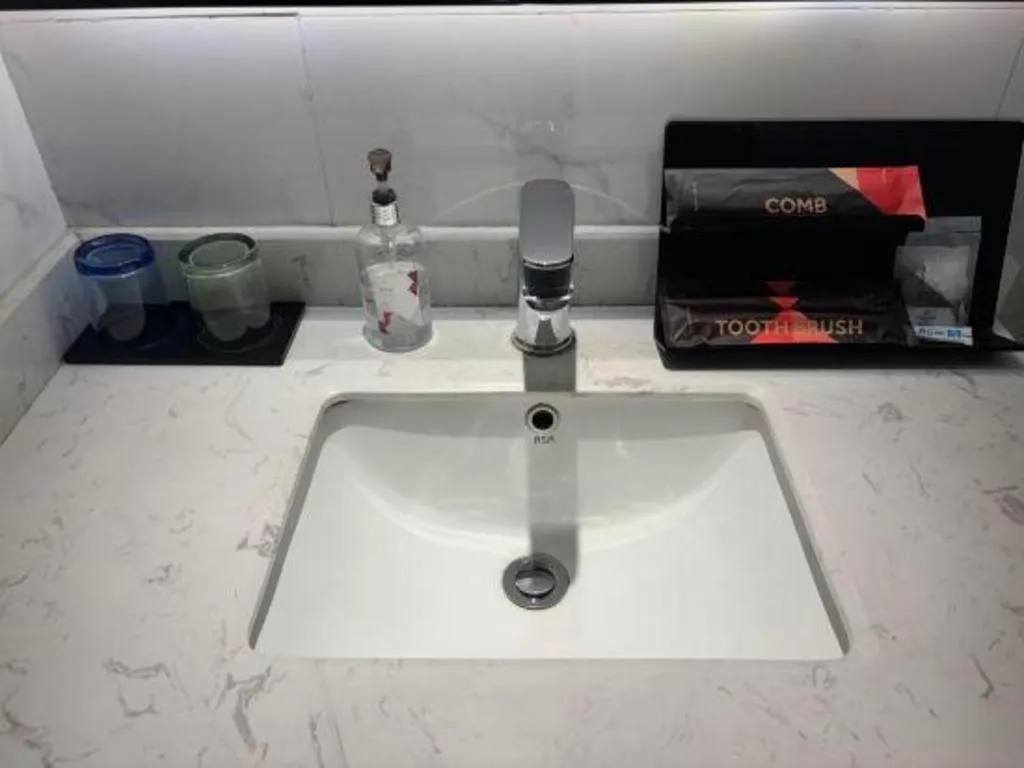 Borrman Hotel Guangzhou Southern Hospital Meihuayuan Metro Station