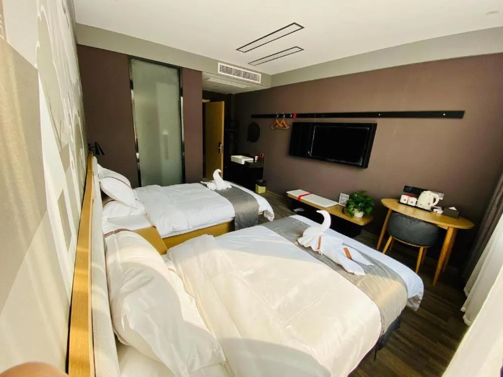 Bed in Thank Inn Hotel Zhejiang Ningbo Haishu Yinzhou Avenue Metro Station