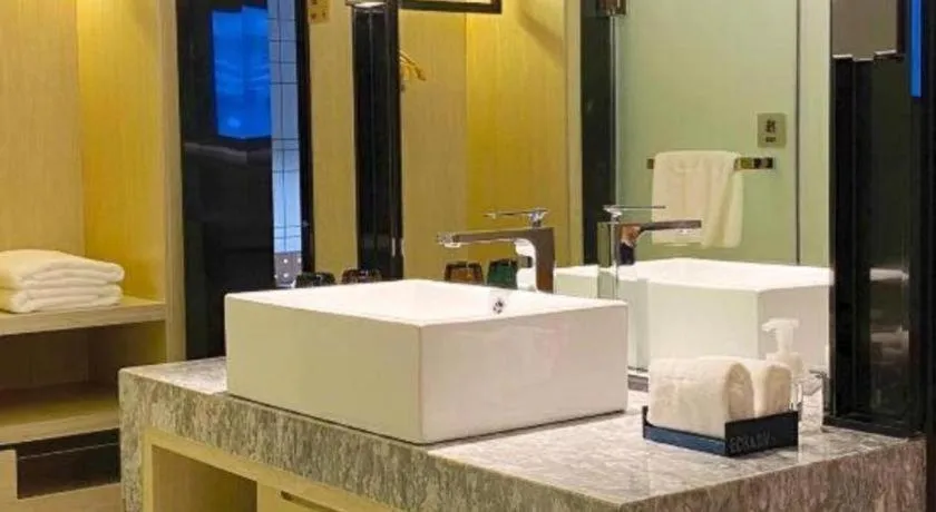 Echarm Hotel Shenzhen World Exhibition and Convention Center