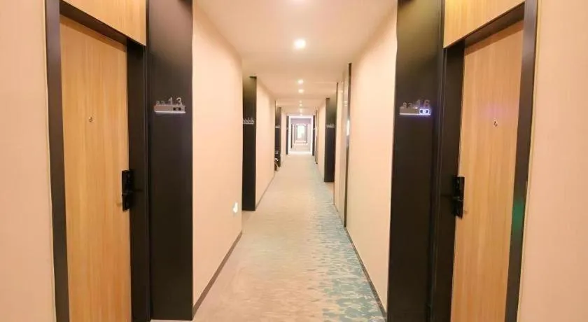 Green Tree Inn Jiangsu Changshu Southeast Yuyue Square