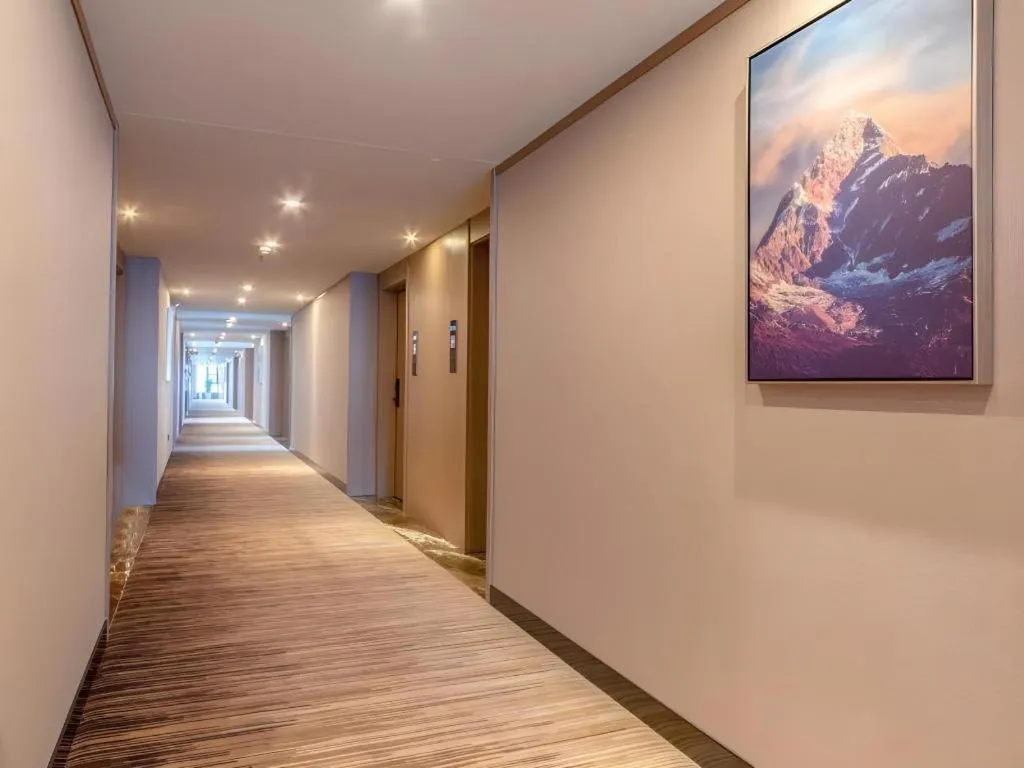 Gya Hotel Kunming Zijin Center Xiaodongcun Metro Station