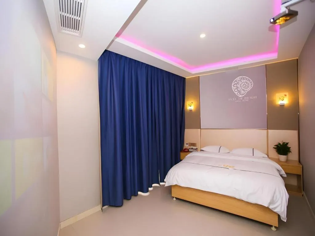 Bed in Shell Hotel Jiangsu Kunshan Lujia Town Youyi Road