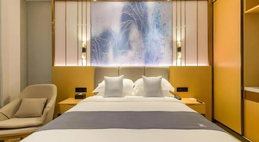 Bed in GreenTree Eastern Hotel Tianjin Dongli Development Zone Xinli Metro Station