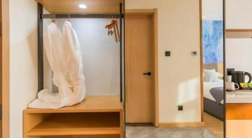 Bed in GreenTree Eastern Hotel Tianjin Dongli Development Zone Xinli Metro Station