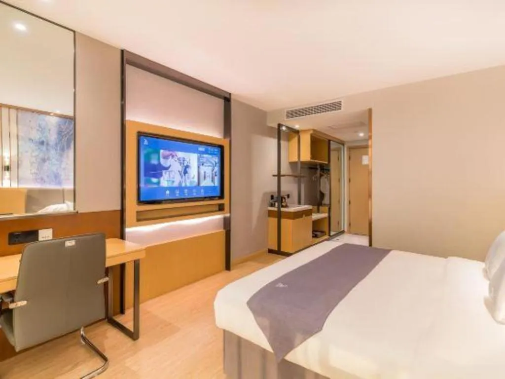 Bed in GreenTree Eastern Hotel Tianjin Dongli Development Zone Xinli Metro Station