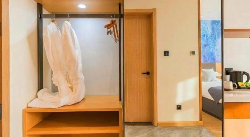 Bed in GreenTree Eastern Hotel Tianjin Dongli Development Zone Xinli Metro Station