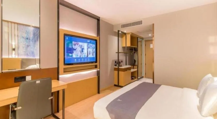 Bed in GreenTree Eastern Hotel Tianjin Dongli Development Zone Xinli Metro Station