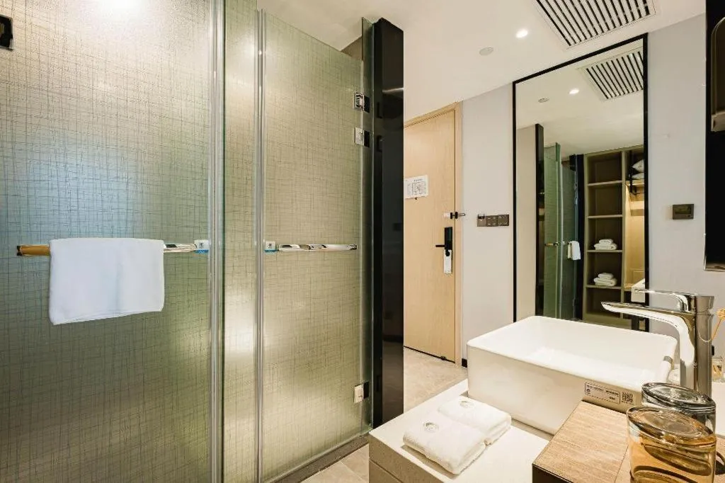 VX Hotel Hubei Wuhan Hongshan District 1st Guanggu Road