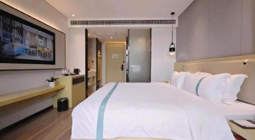 Bed in VX Hotel Hubei Wuhan Hongshan District 1st Guanggu Road