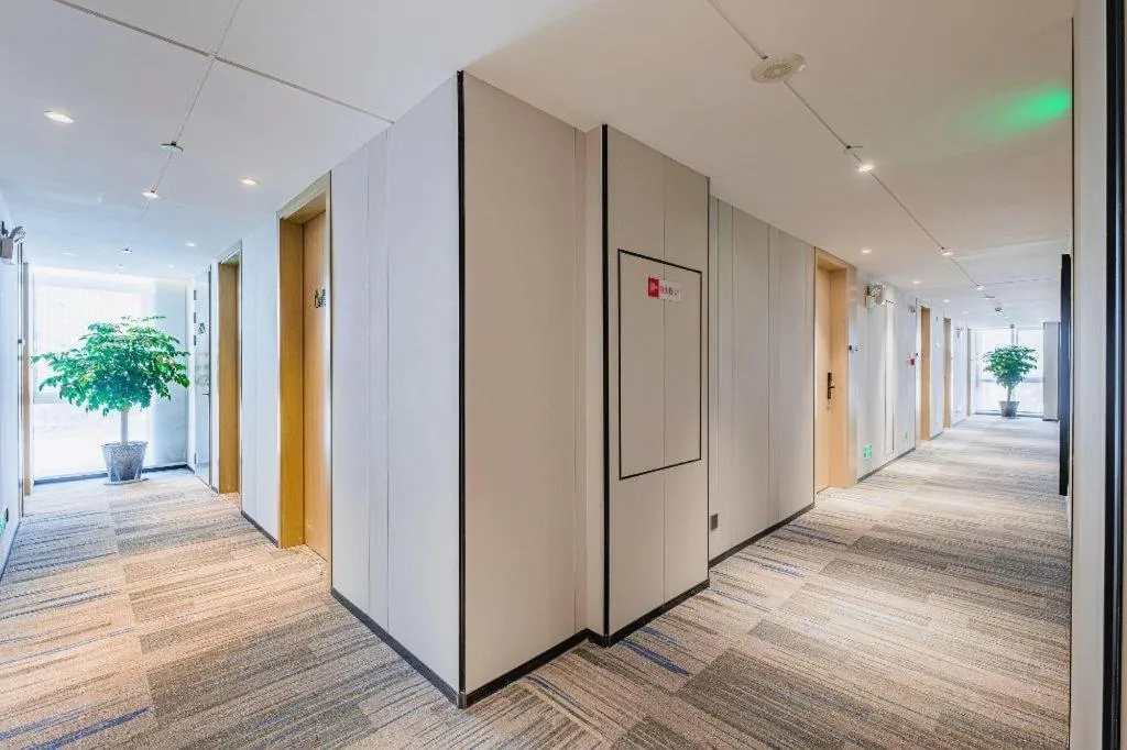 VX Hotel Hubei Wuhan Hongshan District 1st Guanggu Road