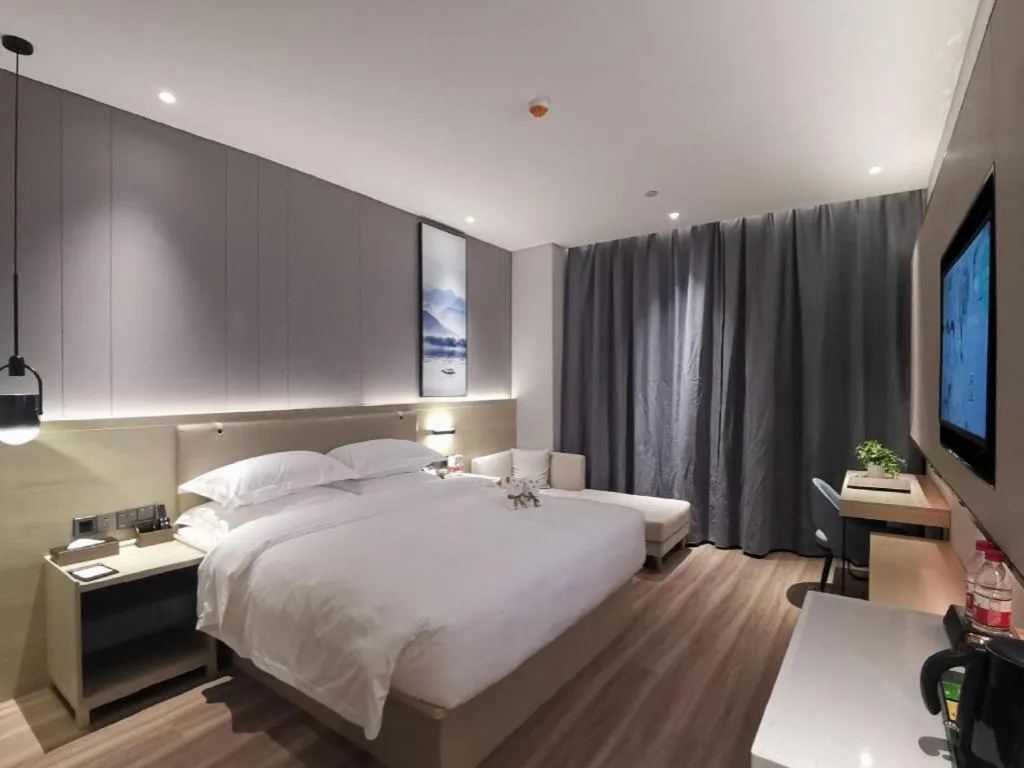 Bed in VX Hotel Hubei Wuhan Hongshan District 1st Guanggu Road