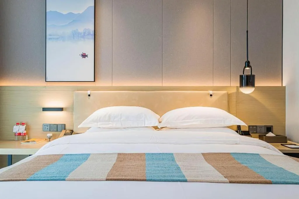 Bed in VX Hotel Hubei Wuhan Hongshan District 1st Guanggu Road