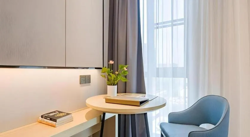 VX Hotel Hubei Wuhan Hongshan District 1st Guanggu Road