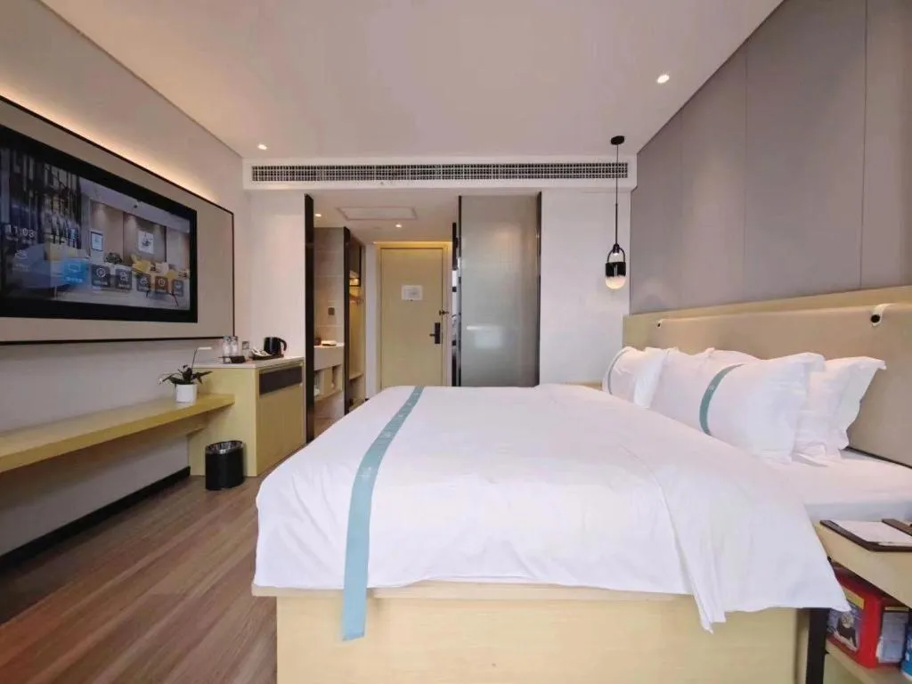 Bed in VX Hotel Hubei Wuhan Hongshan District 1st Guanggu Road