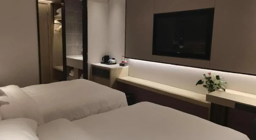 Bed in VX Hotel Hubei Wuhan Hongshan District 1st Guanggu Road