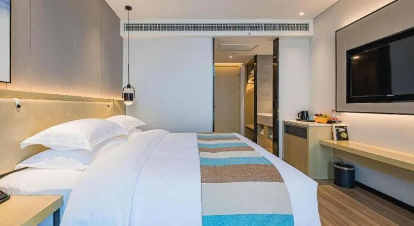 Bed in VX Hotel Hubei Wuhan Hongshan District 1st Guanggu Road