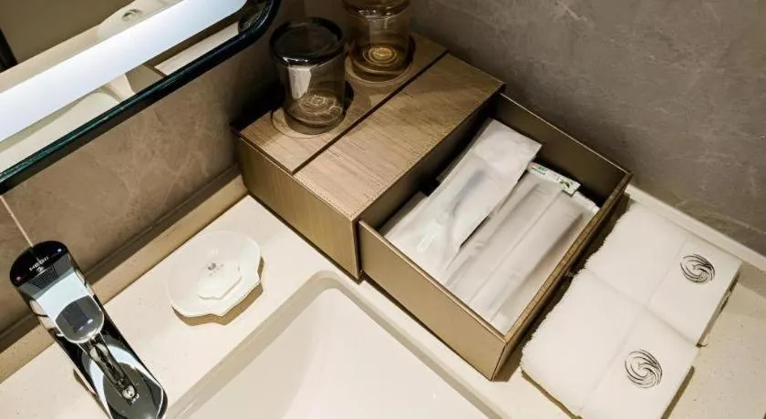 VX Hotel Hubei Wuhan Hongshan District 1st Guanggu Road