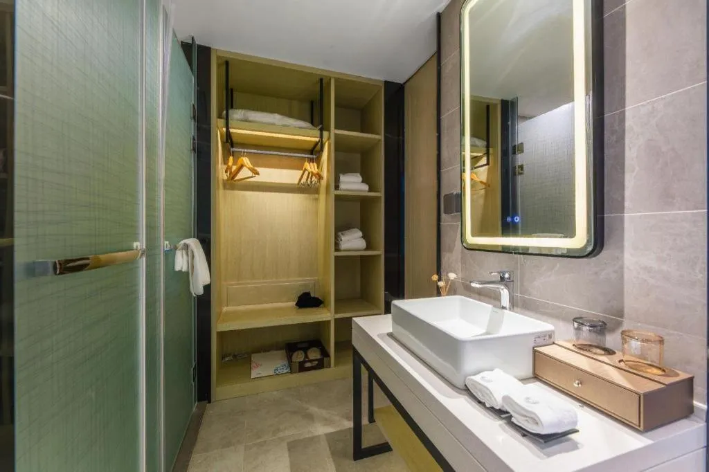 VX Hotel Hubei Wuhan Hongshan District 1st Guanggu Road