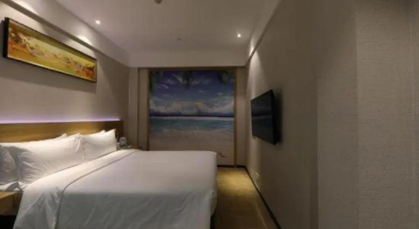 Bed in GreenTree Alliance Hotel Shenzhen Yantian District Dameisha