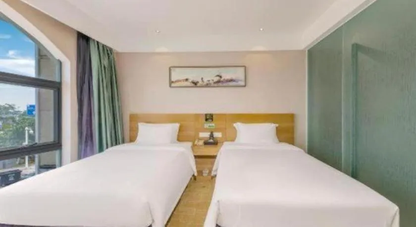 Bed in GreenTree Alliance Hotel Shenzhen Yantian District Dameisha