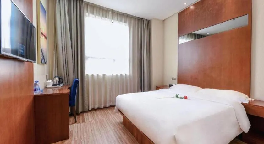 Bed in GreenTree Alliance Hotel Shenzhen Nanshan District Technology Park Songpingshan