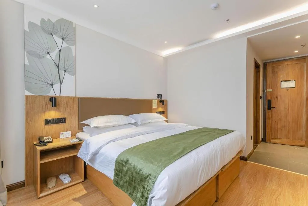 Bed in Green Tree Inn Tianjin Jinnan Linshijun University of Finance and Economics