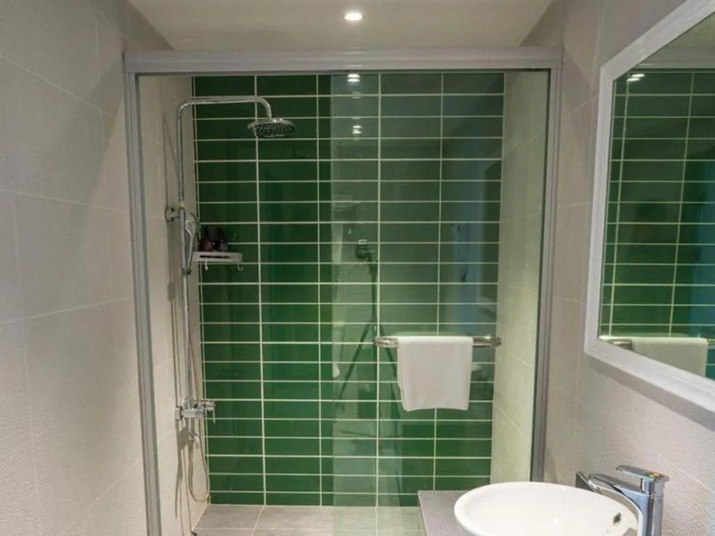 GreenTree Inn Express Suzhou Luzhi Ancient Town Scenic Area Xiaoshi Road