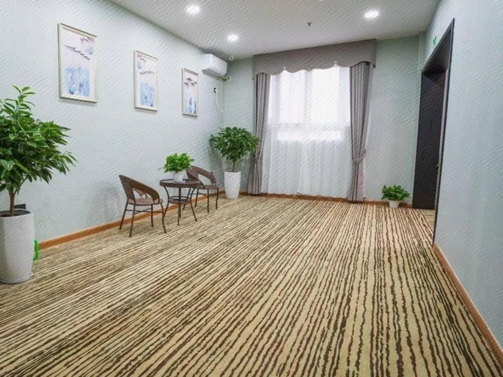 GreenTree Inn Express Suzhou Luzhi Ancient Town Scenic Area Xiaoshi Road