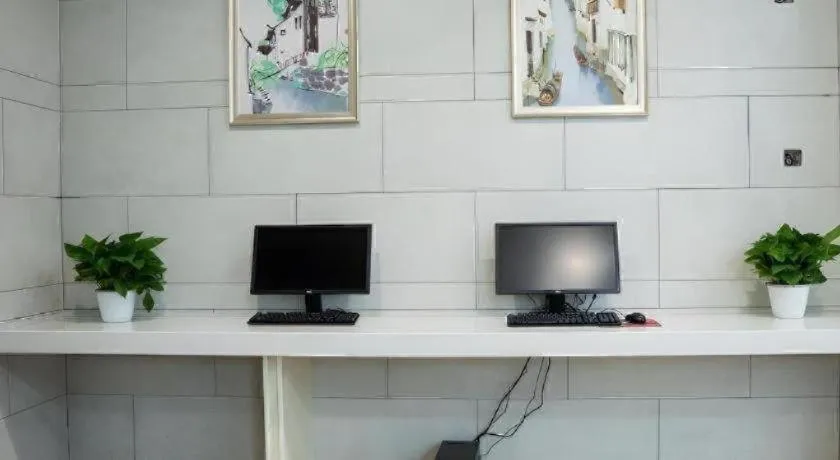 GreenTree Inn Express Suzhou Luzhi Ancient Town Scenic Area Xiaoshi Road