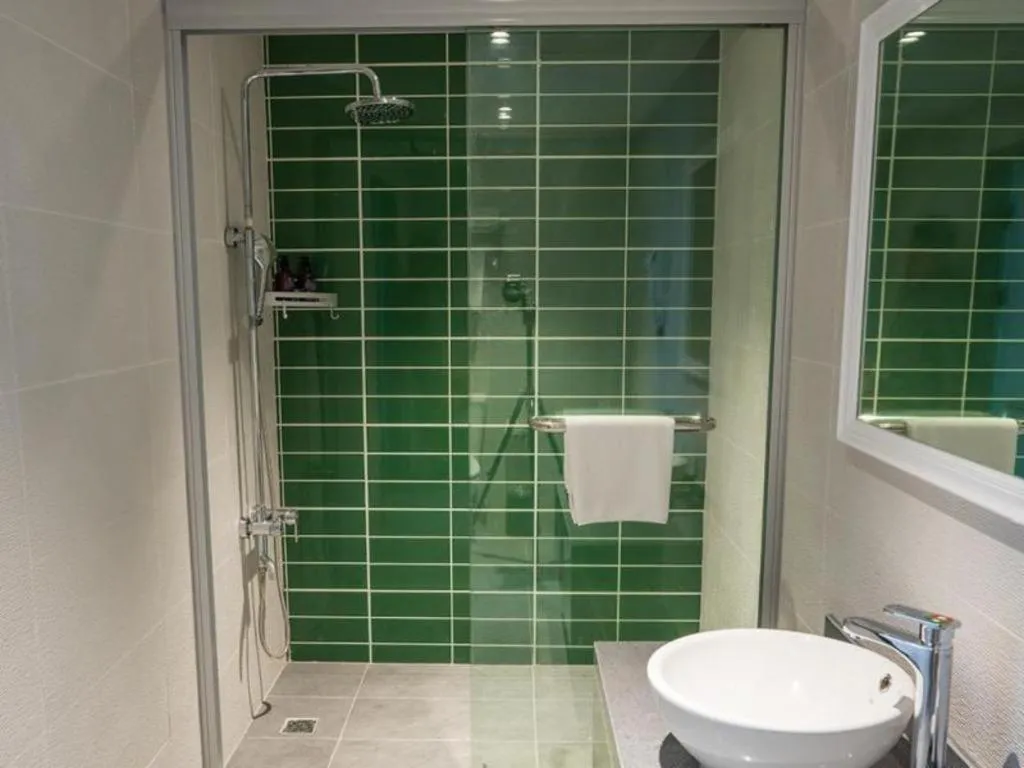 GreenTree Inn Express Suzhou Luzhi Ancient Town Scenic Area Xiaoshi Road