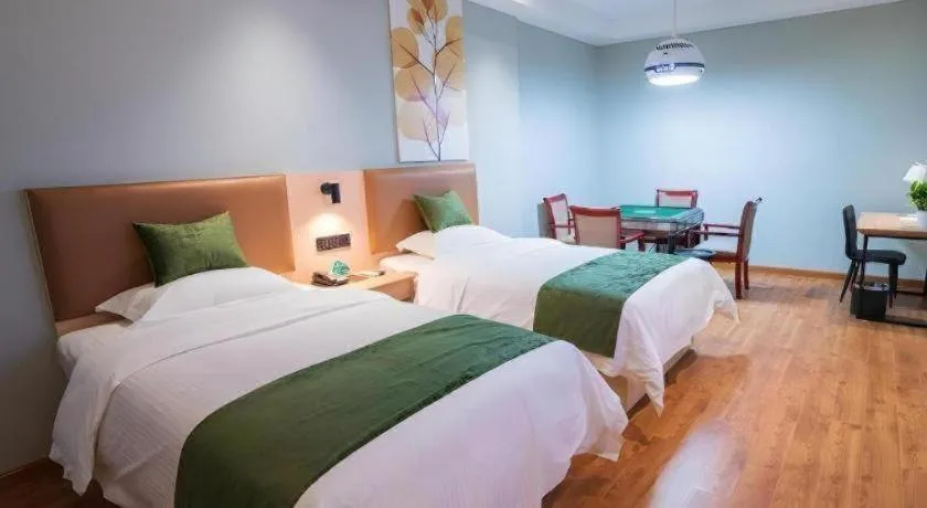 Bed in GreenTree Inn Express Suzhou Luzhi Ancient Town Scenic Area Xiaoshi Road