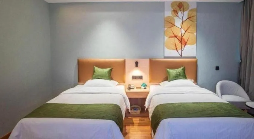 Bed in GreenTree Inn Express Suzhou Luzhi Ancient Town Scenic Area Xiaoshi Road