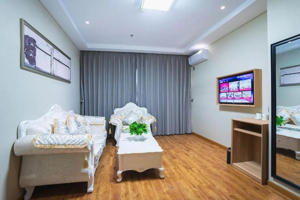 Bed in GreenTree Inn Express Suzhou Luzhi Ancient Town Scenic Area Xiaoshi Road