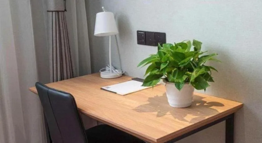 GreenTree Inn Express Suzhou Luzhi Ancient Town Scenic Area Xiaoshi Road