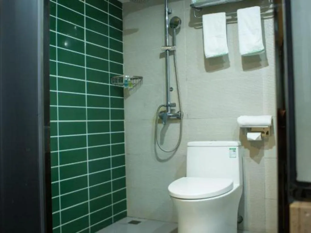 GreenTree Inn Express Hainan Haikou Haixiu Zhong Road