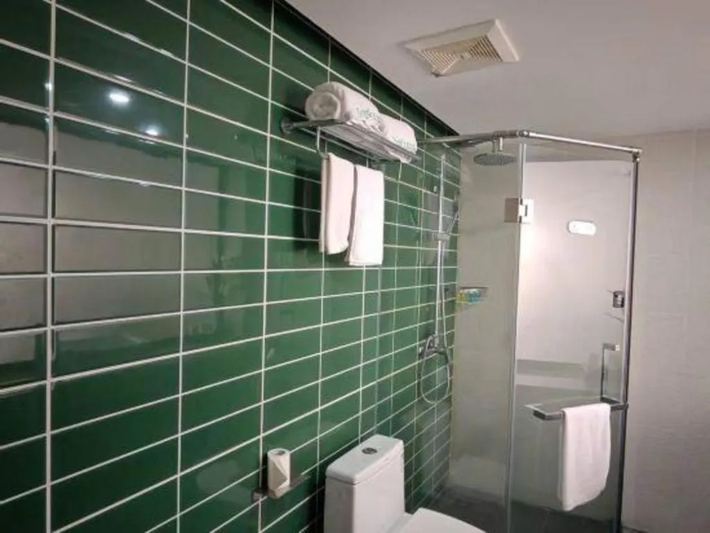 GreenTree Inn Express Hainan Haikou Haixiu Zhong Road