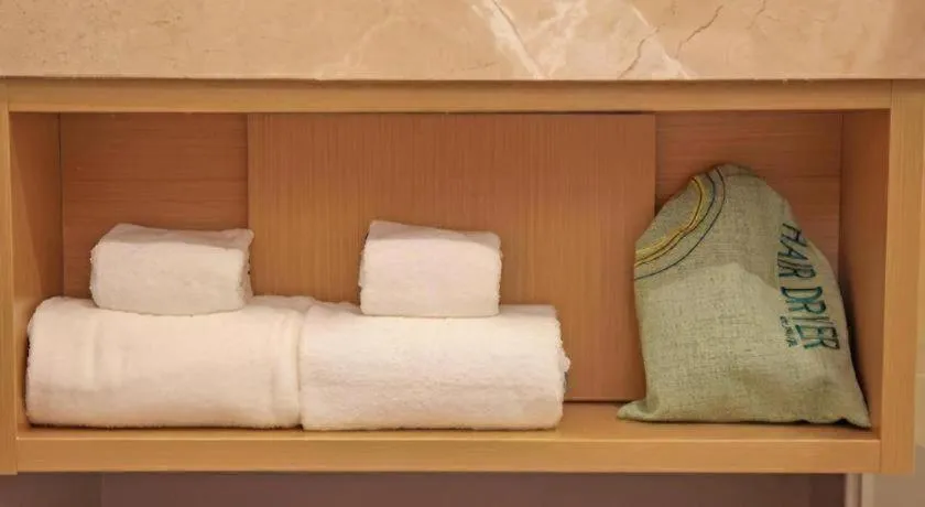 Bed in City Comfort Inn Wuhan Jianghan Road Xunlimen Metro Station