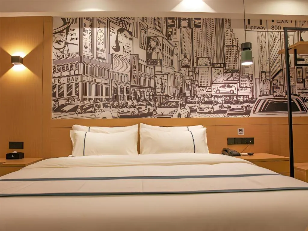 Bed in City Comfort Inn Wuhan Jianghan Road Xunlimen Metro Station