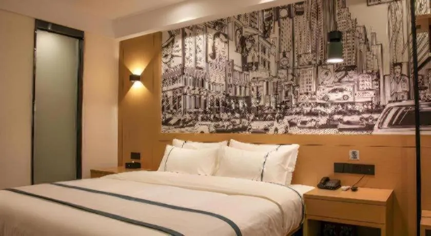 Bed in City Comfort Inn Wuhan Jianghan Road Xunlimen Metro Station