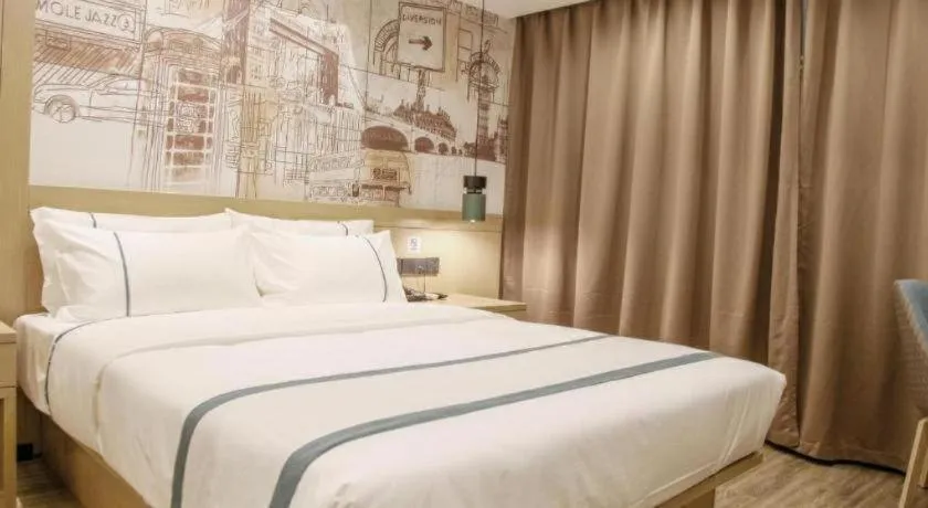 Bed in City Comfort Inn Wuhan Jianghan Road Xunlimen Metro Station