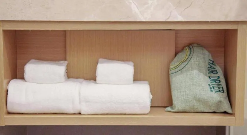 Bed in City Comfort Inn Wuhan Jianghan Road Xunlimen Metro Station