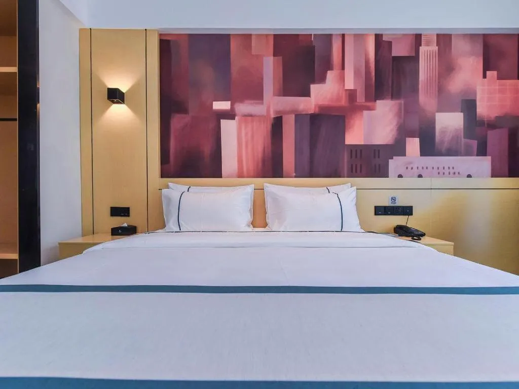 Bed in City Comfort Inn Chongqing Pengshui Yujing Jiangshan