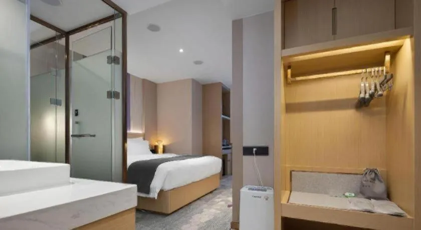 Bed in Lavande Hotel Guangzhou Quzhuang Metro Station