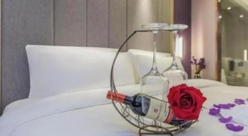 Bed in Lavande Hotel Chongqing Nanping Walking Street Wanda Plaza