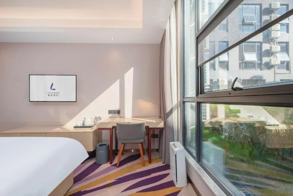 Bed in Lavande Hotel Guangzhou Jiahewanggang Metro Station Konggang Avenue Jinbo Plaza