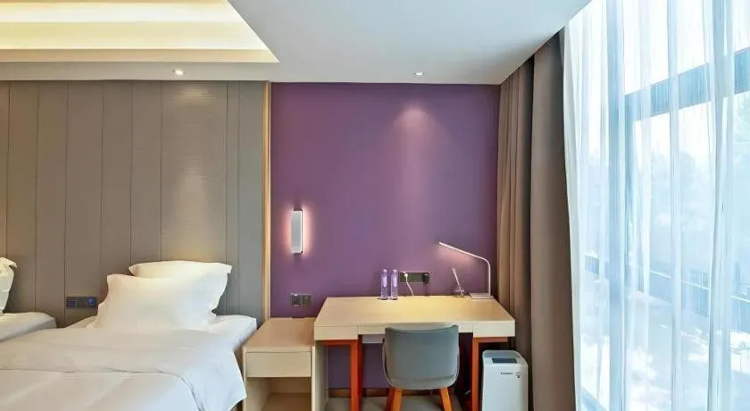 Bed in Lavande Hotel Guangzhou Jiahewanggang Metro Station Konggang Avenue Jinbo Plaza