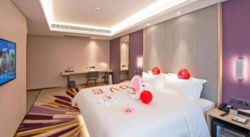 Bed in Lavande Hotel Guangzhou Jiahewanggang Metro Station Konggang Avenue Jinbo Plaza