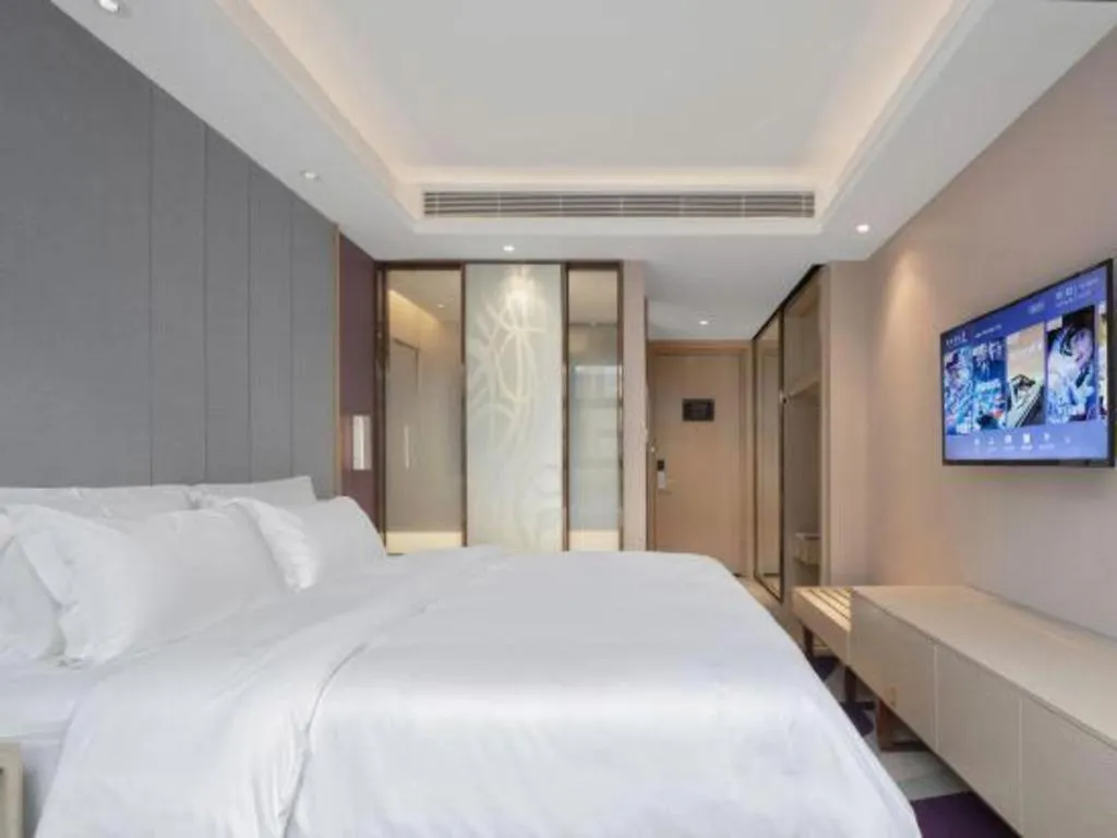 Bed in Lavande Hotel Guangzhou Jiahewanggang Metro Station Konggang Avenue Jinbo Plaza