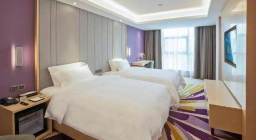 Bed in Lavande Hotel Guangzhou Jiahewanggang Metro Station Konggang Avenue Jinbo Plaza