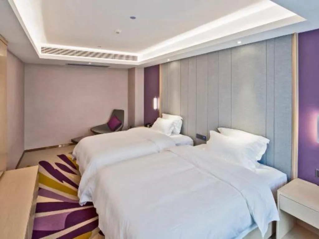 Bed in Lavande Hotel Guangzhou Jiahewanggang Metro Station Konggang Avenue Jinbo Plaza